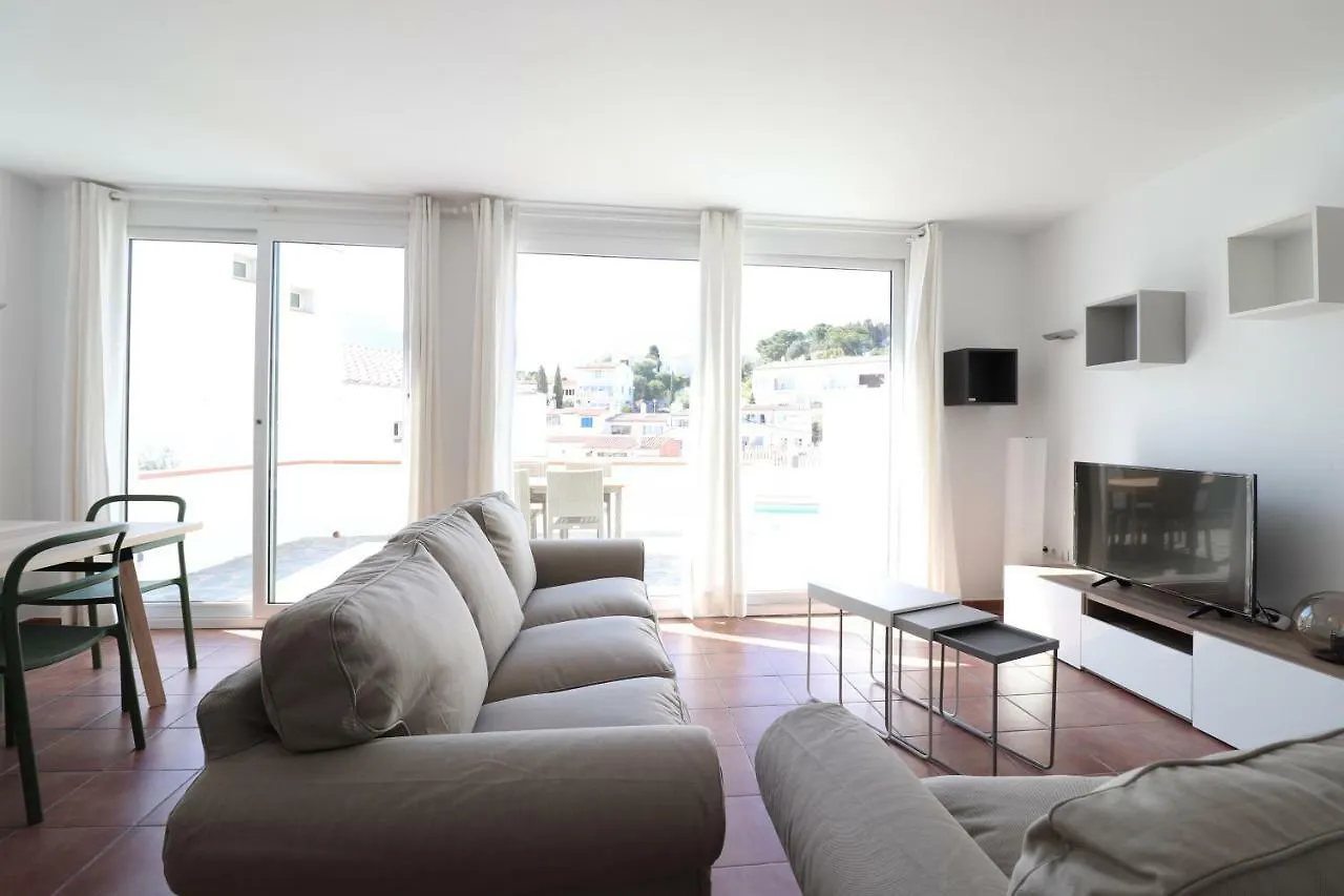 Cadaques Masnou Apartaments